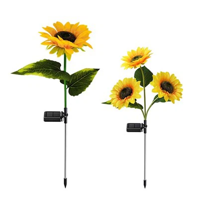 Градинска слънчева светлина за морава